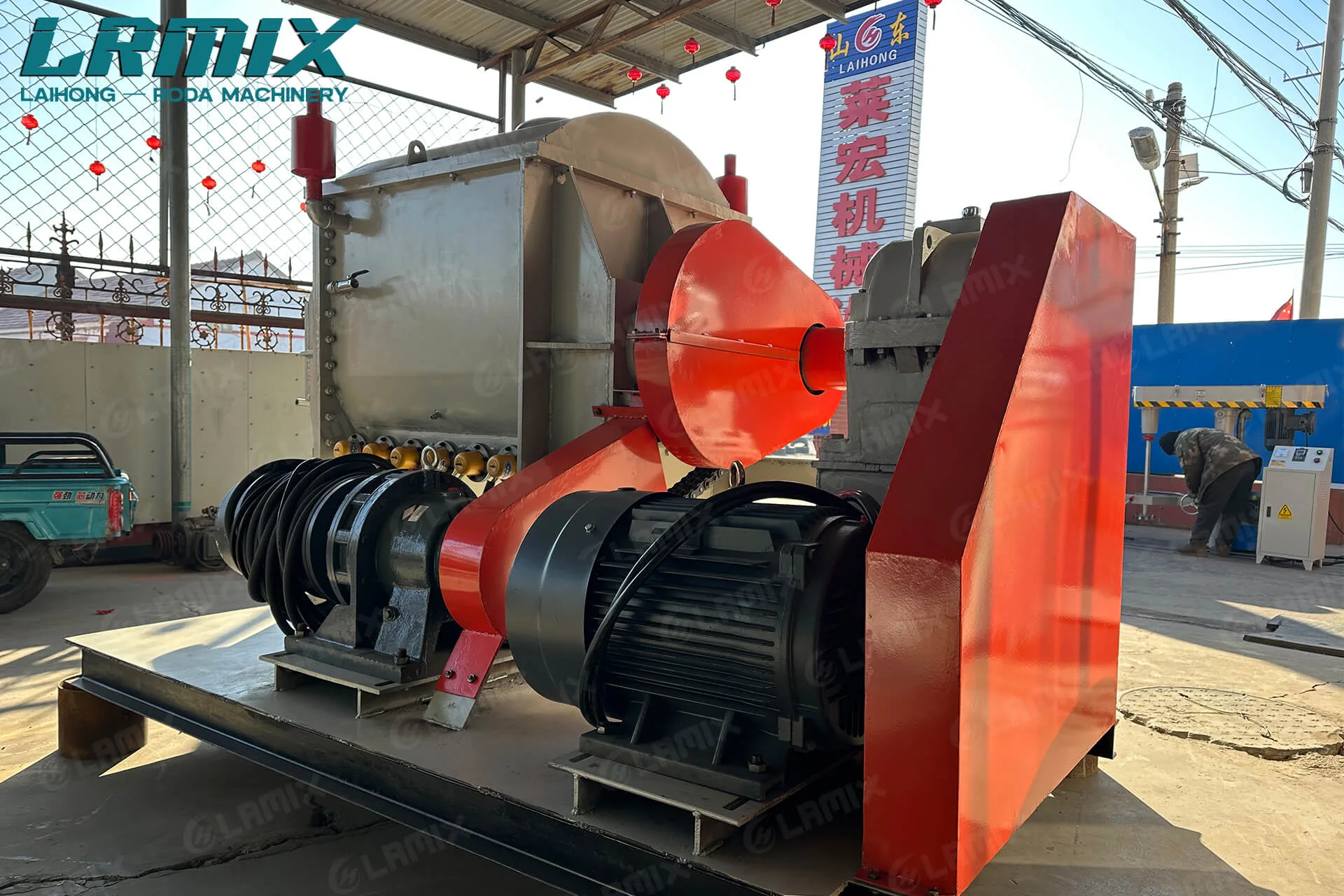 Color masterbatch special type screw kneading machine